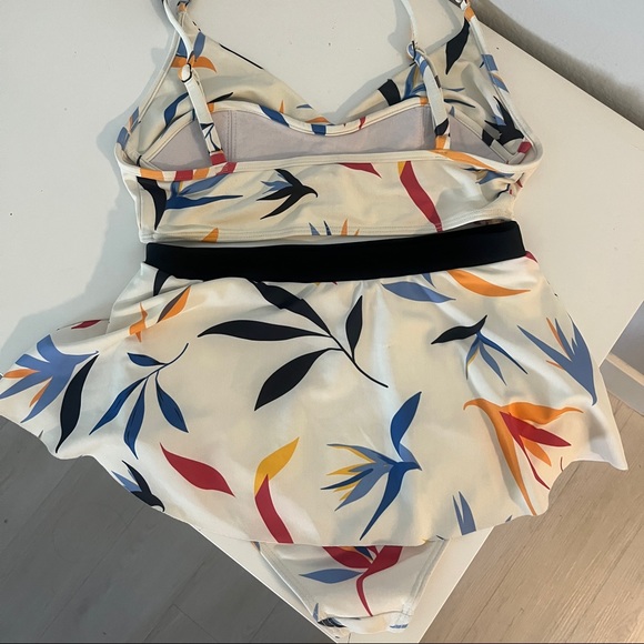 Seea Oasis bikini top and bottom set - Picture 10 of 14